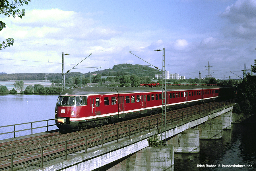 http://www.bundesbahnzeit.de/dso/Bochum 85, Jub Zuege/b20-430_114.jpg